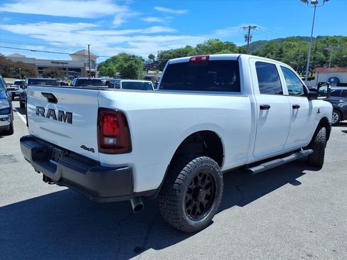 New 2025 RAM 2500 Tradesman AWD/4WD image 4