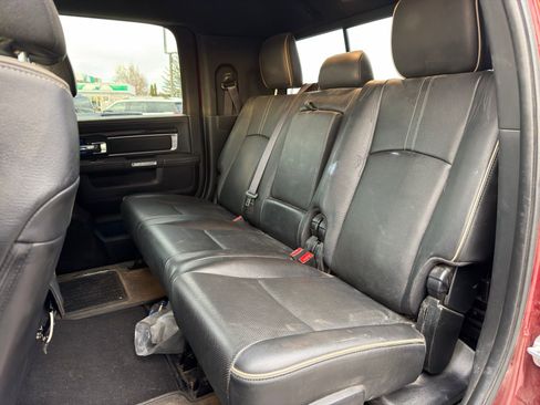 Used 2017 RAM 3500 Laramie Longhorn image 10