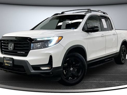 Used 2021 Honda Ridgeline Black Edition image 3