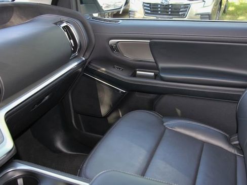Used 2025 Ford Expedition Max Platinum AWD/4WD image 33