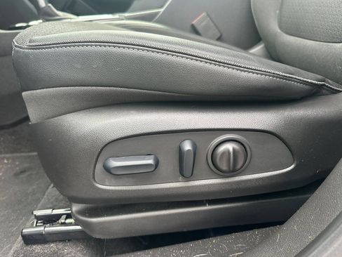 Used 2023 Buick Encore GX Select FWD image 13