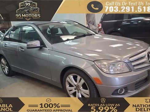 Used 2011 Mercedes-Benz C 300 4MATIC Sedan image 1