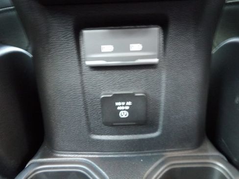 New 2026 Jeep Gladiator Mojave w/ Safety Group AWD/4WD image 11
