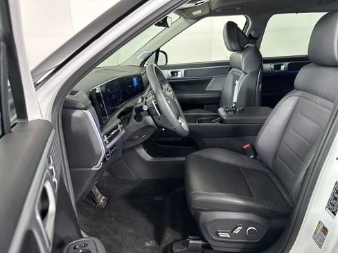 Used 2025 Hyundai Santa Fe Limited AWD/4WD image 11