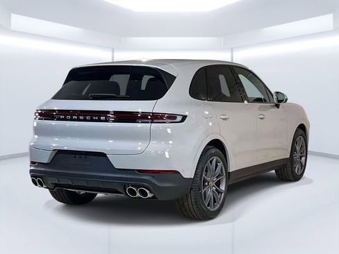 New 2026 Porsche Cayenne S image 9
