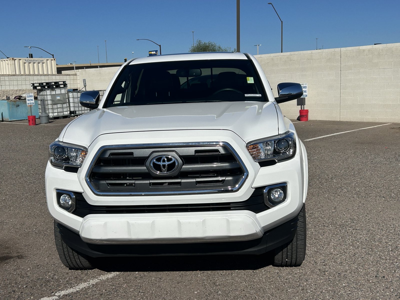 Used 2017 Toyota Tacoma Limited w/ Tow Package AWD/4WD image 9
