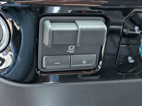 New 2026 GMC Sierra 1500 Elevation w/ Preferred Package AWD/4WD image 15