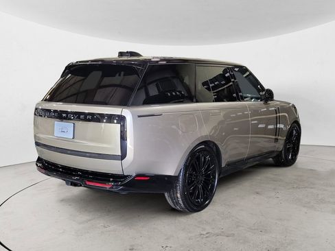 New 2026 Land Rover Range Rover SE AWD/4WD image 5