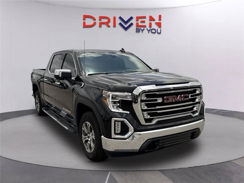 Used 2021 GMC Sierra 1500 SLT w/ SLT Convenience Package AWD/4WD image 2
