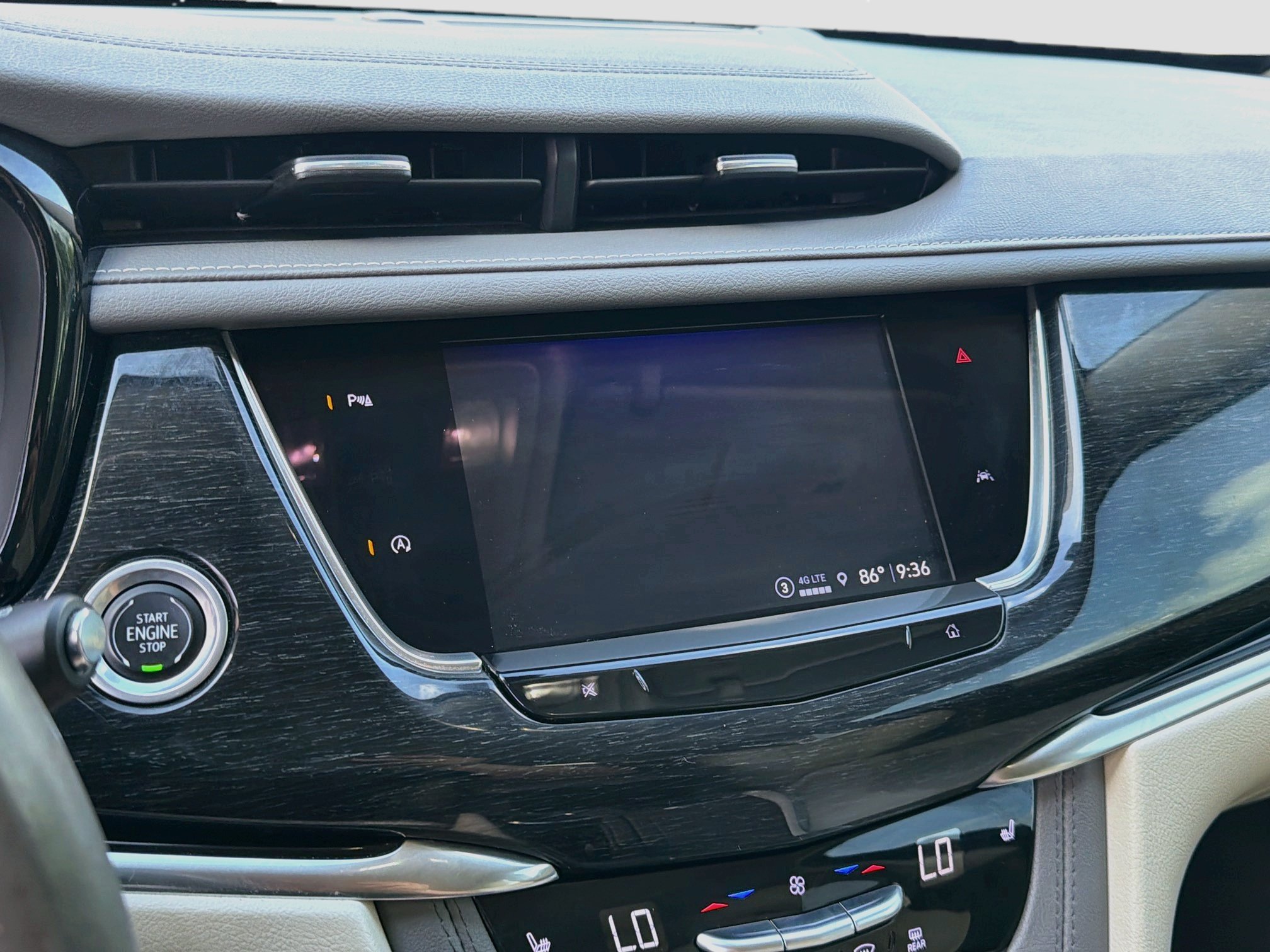 Used 2022 Cadillac XT6 Premium Luxury FWD image 12