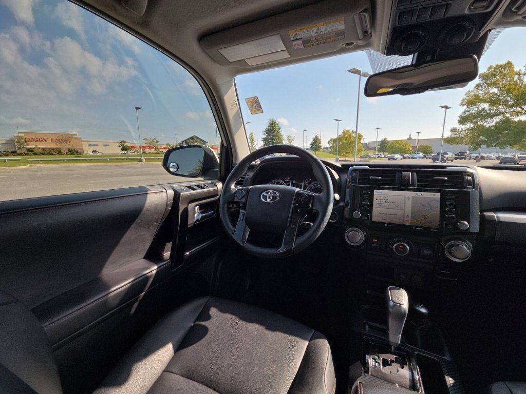 Used 2021 Toyota 4Runner TRD Off-Road Premium w/ Moonroof Package AWD/4WD image 24