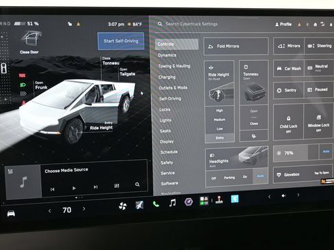 Used 2024 Tesla Cybertruck Cyberbeast AWD/4WD image 30