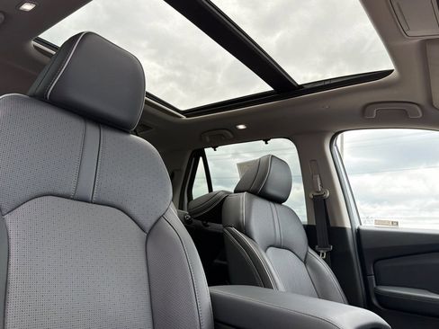 Used 2023 Honda Pilot Elite image 20