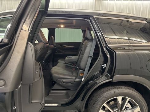 Certified 2026 INFINITI QX60 Luxe w/ Cargo Package FWD image 25