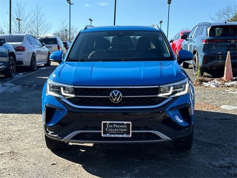 Certified 2023 Volkswagen Taos SEL image 6