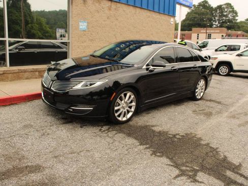 Used 2016 Lincoln MKZ Hybrid FWD image 3