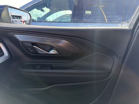 Certified 2022 GMC Terrain SLT image 19