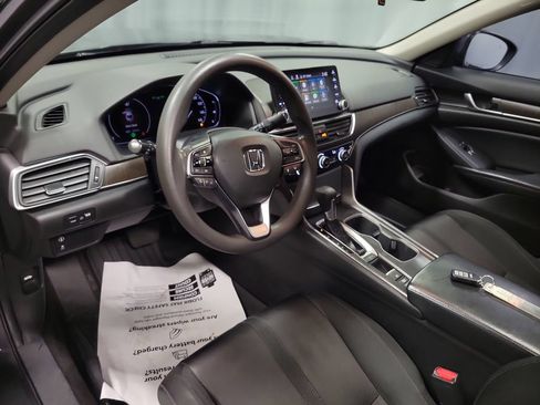 Used 2018 Honda Accord EX image 16