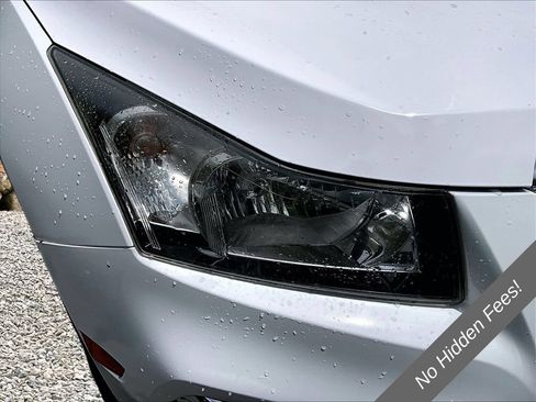 Used 2015 Chevrolet Cruze LT FWD image 24