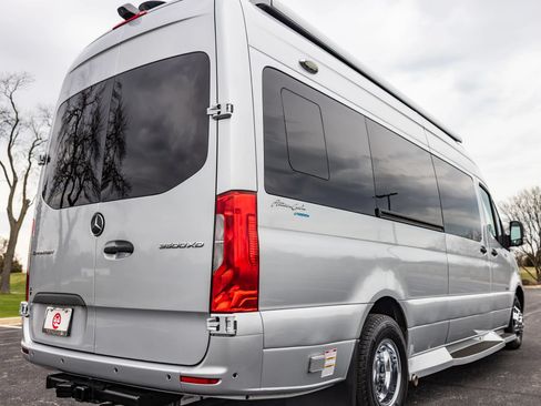 Used 2019 Mercedes-Benz Sprinter 170 w/ Premium Plus Package image 74