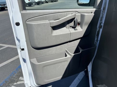 New 2025 Chevrolet Express 2500 w/ Driver Convenience Package image 22