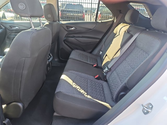 Used 2024 Chevrolet Equinox LT FWD image 24