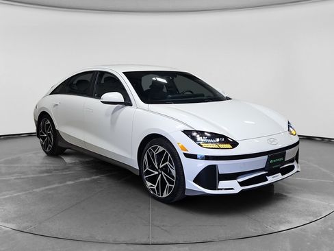 Used 2024 Hyundai Ioniq 6 SEL AWD/4WD image 4