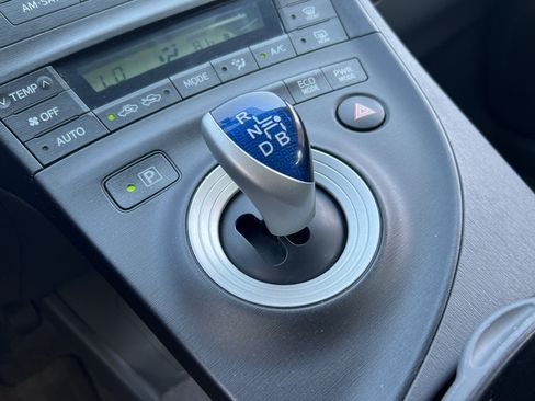 Used 2010 Toyota Prius Three FWD image 30