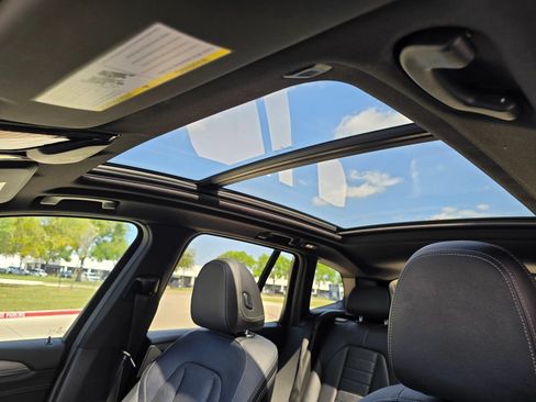 Used 2019 BMW X3 sDrive30i w/ M Sport Package 2 RWD image 54