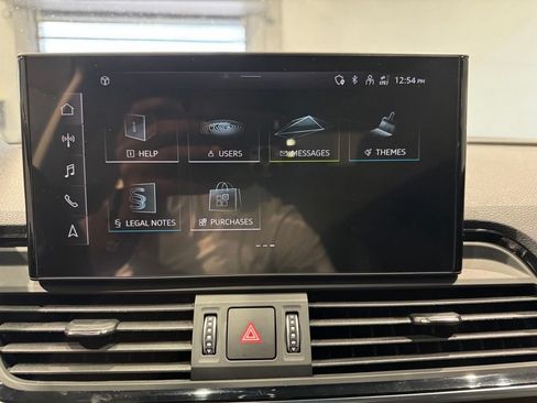 Used 2023 Audi Q5 2.0T Premium Plus w/ Premium Plus Package AWD/4WD image 24