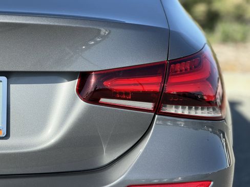 Used 2019 Mercedes-Benz A 220 A 220 image 12