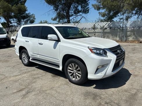Used 2016 Lexus GX 460 w/ Premium Package AWD/4WD image 2