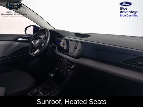 Used 2022 Volkswagen Taos SE image 28