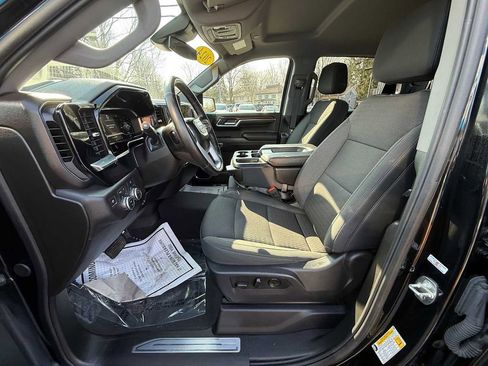 Used 2024 GMC Sierra 1500 Elevation image 16