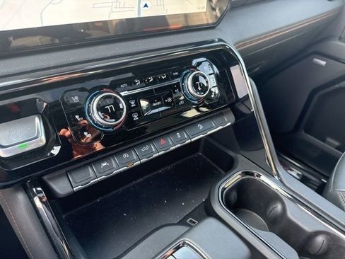 Used 2022 GMC Sierra 1500 AT4 w/ AT4 Preferred Package image 47