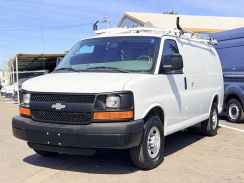 Used 2013 Chevrolet Express 2500 image 1