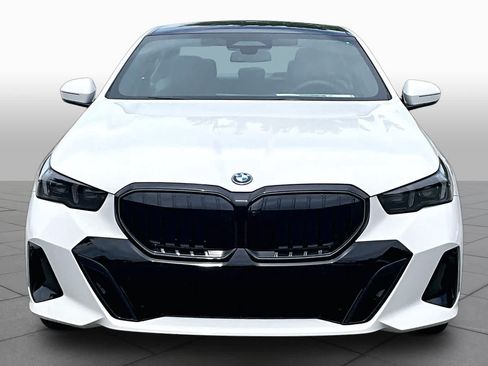 New 2027 BMW 550e xDrive AWD/4WD image 3