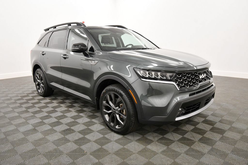 Certified 2023 Kia Sorento X-Line EX AWD/4WD image 10