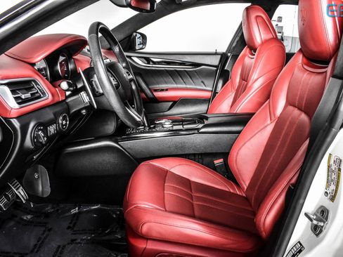 Used 2022 Maserati Ghibli Modena Q4 image 16