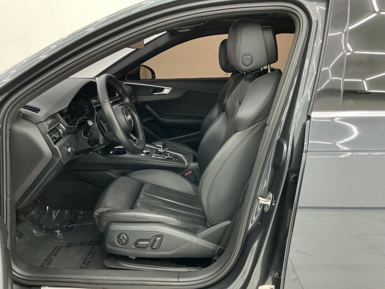 Used 2018 Audi A4 2.0T Premium Plus w/ Premium Plus Package AWD/4WD image 14