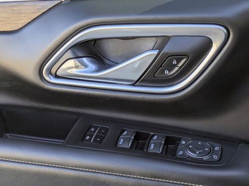 Used 2021 Chevrolet Tahoe Premier image 23