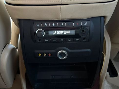Used 2014 Cadillac Escalade Luxury AWD/4WD image 47