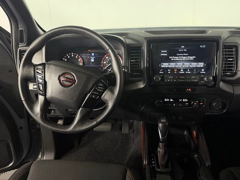 Used 2023 Nissan Frontier Pro-X w/ Technology Package image 18