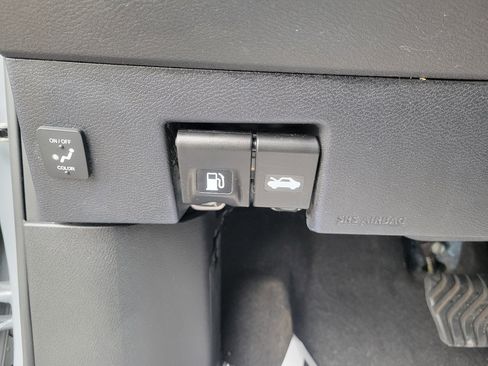 Used 2022 Nissan Kicks SV w/ Interior Electronics Package image 20