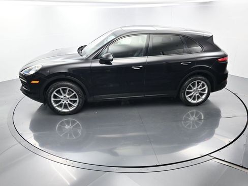 Used 2019 Porsche Cayenne image 37
