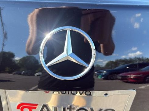 Used 2025 Mercedes-Benz C 300 Sedan image 12