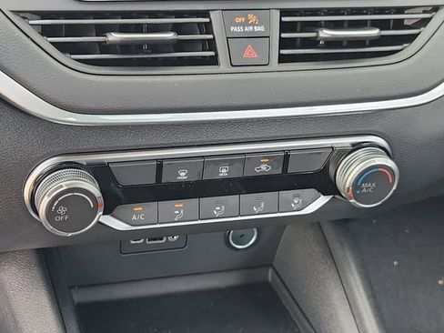 New 2025 Nissan Altima 2.5 S image 17