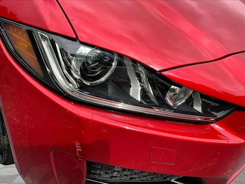 Used 2017 Jaguar XE R-Sport AWD/4WD image 32