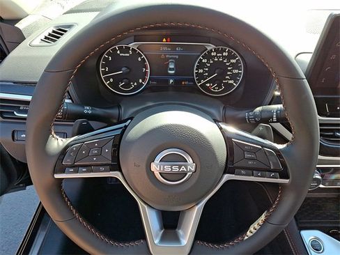 New 2025 Nissan Altima 2.5 SR w/ SR Premium Package image 9