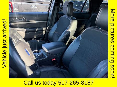 Used 2018 Ford Explorer XLT w/ Equipment Group 202A AWD/4WD image 3